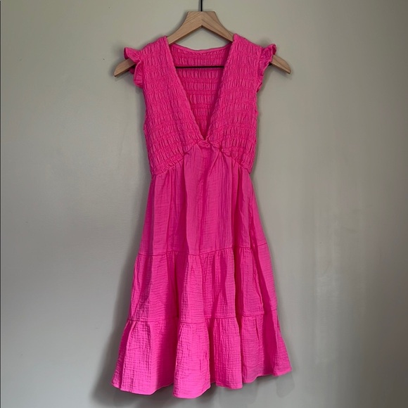 NWT Beachsissi V Neck Dress Pink Women's Medium - Picture 1 of 6